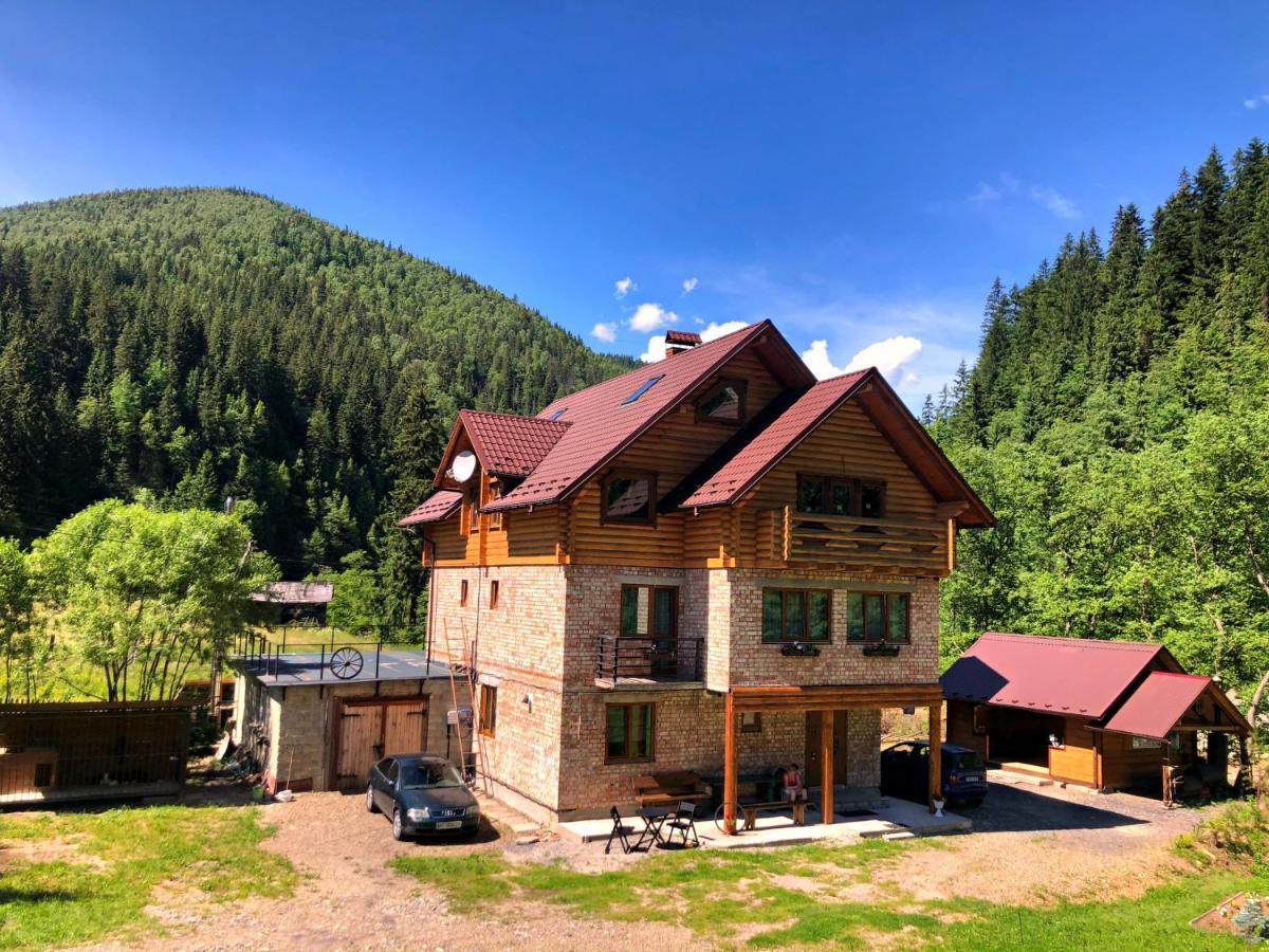Під Магурою Hotel Vorohta Kültér fotó